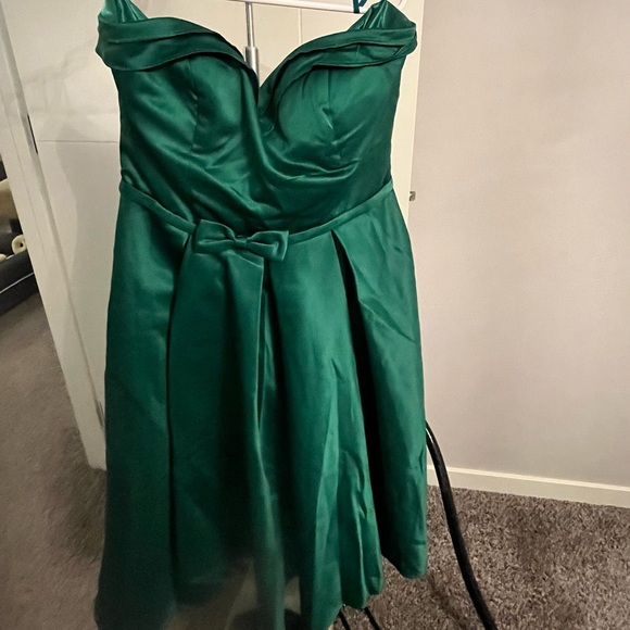 Green Party Dress - Picture 2 of 4